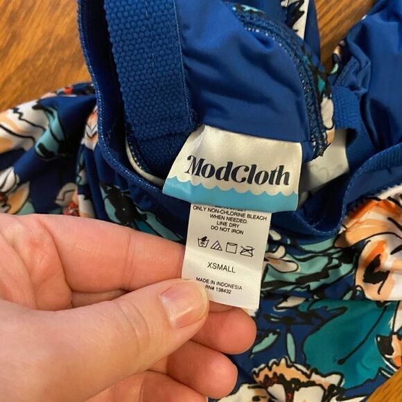 NEW ModCloth Blue Floral Reese One Piece Swimsuit - Picture 4 of 6